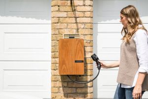 Električni ili hibridni automobil: šta više odgovara uslovima vožnje na Balkanu?